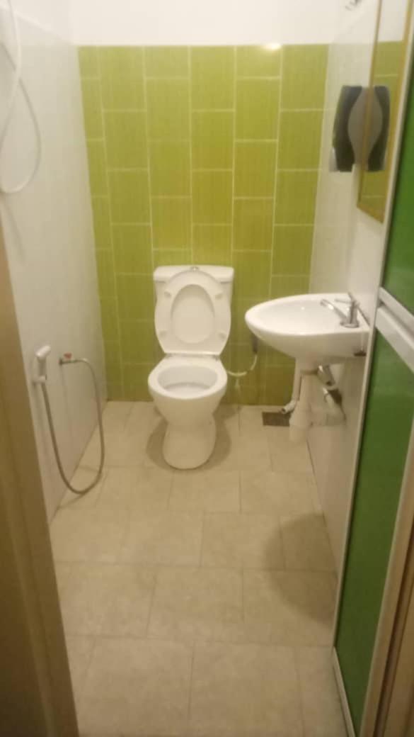 Olive Hotel Johor Bahru Buitenkant foto